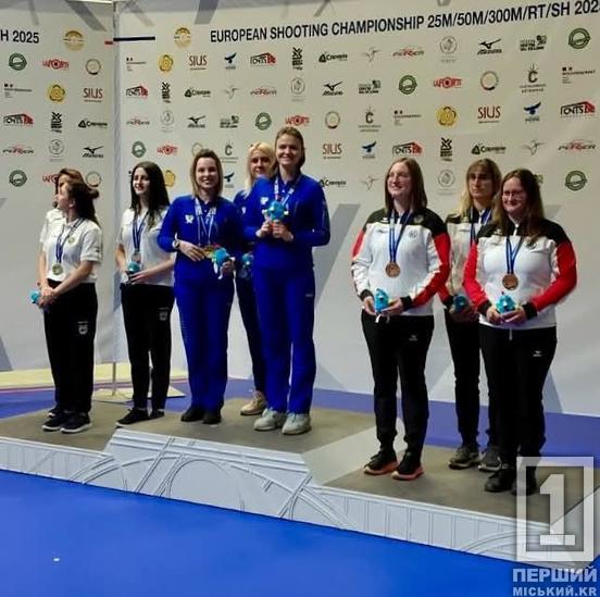 Зібрала медалі усіх ґатунків: криворізька стрільчиня Вікторія Рибовалова мала «врожайний» успіх на ЧЄ у Франції1