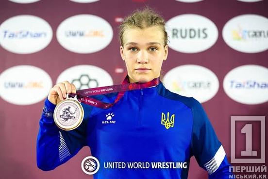 Золото наше: вихованка криворізької ДЮСШ №2 Анастасія Польська стала чемпіонкою Європи з вільної боротьби1