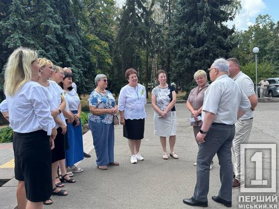Більше авто - більше можливостей: Довгинцівський район отримав ще одну машину соціального таксі4