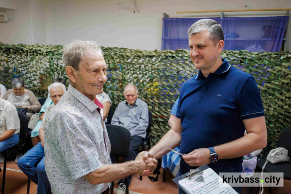 «Це щастя для серця»: на криворізьких комбінатах Метінвесту відзначили найстарших ювілярів4