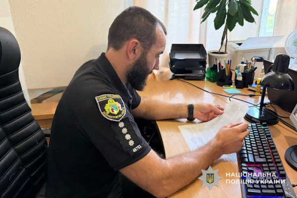 Двоє на одного: криворіжці побили чоловіка, пограбували і втекли0