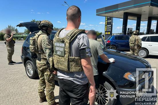 Гумдопомога на продаж: у Кривому Розі викрили «TikTok-волонтерів», які заробляли на автомобілях для ЗСУ3