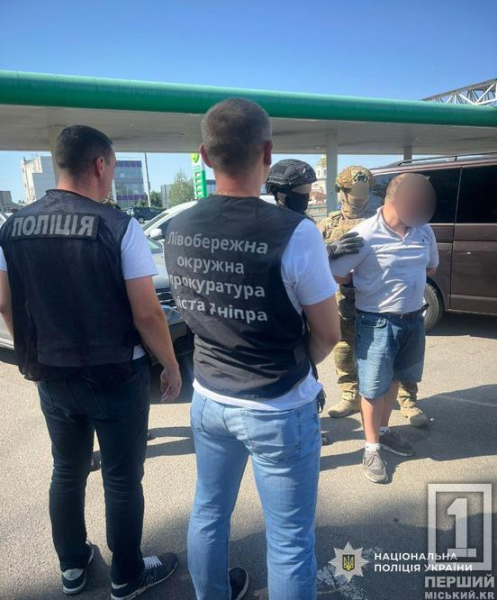 Мати «загинула» через війну: на Дніпропетровщині викрили чоловіка, що заробляв на небажанні служити в армії1