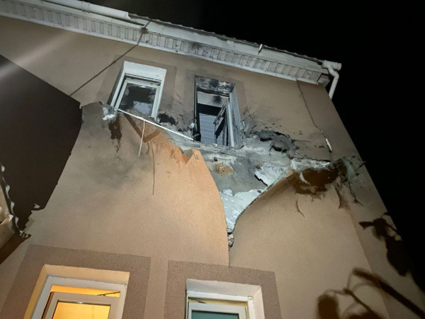 На Дніпропетровщині від ворожих обстрілів знову потерпали Нікопольський і Синельниківський райони,  над регіоном збито сім ворожих БпЛА2