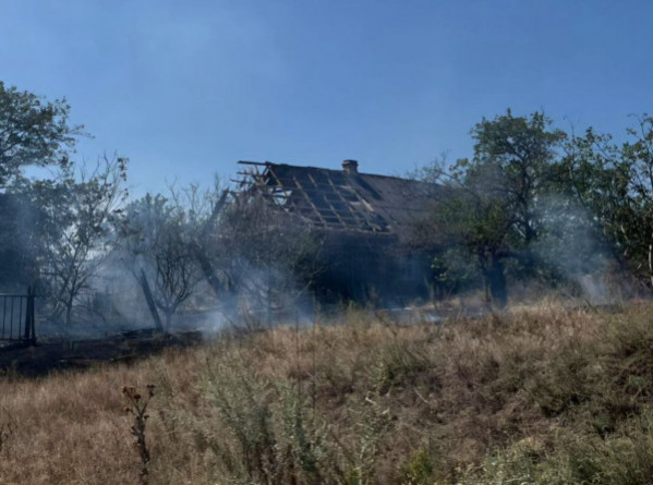 На Нікопольщині – нові обстріли: є постраждала та руйнування4