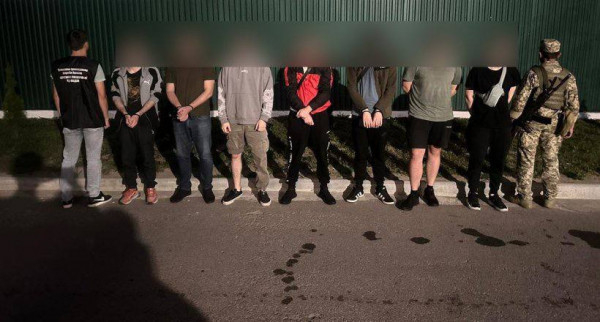 На Закарпатті затримали сімох ухилянтів з різних регіонів України0