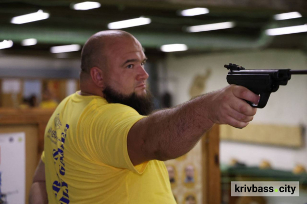 Під синьо-жовтим прапором Нескорених: у Кривому Розі відбулись змагання з кульової стрільби серед ветеранів4