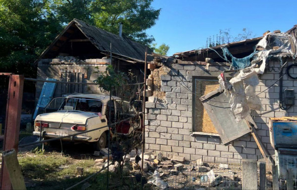 Понад чотири десятки атак протягом дня пережили Синельниківський і Нікопольський райони.0