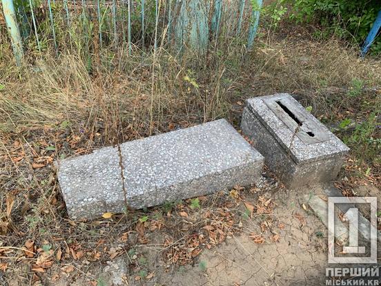 Понад десяток розтрощених надгробків: у Кривому Розі на Всебратському кладовищі вночі влаштували свавілля3