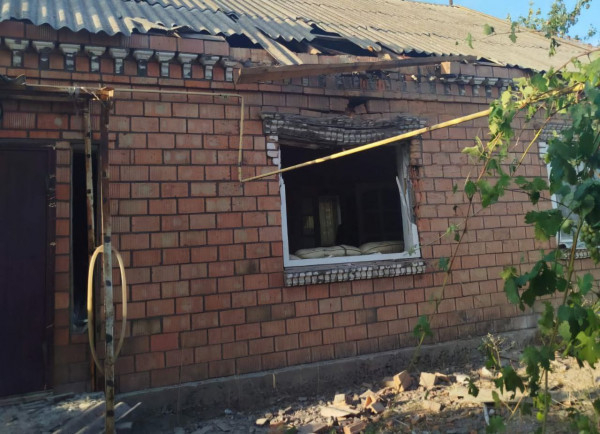 Протягом дня Нікопольщина знову під обстрілами: пошкоджено будинки, підприємство та інфраструктуру0
