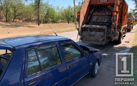 Раптово погіршилося самопочуття: на Світлогірській Таврія наздогнала ВАЗ