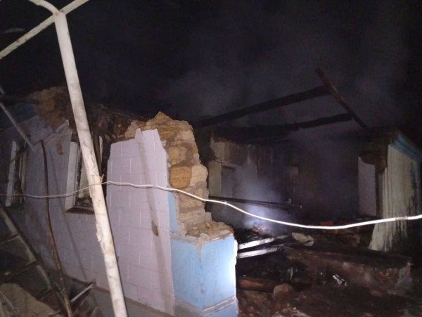 Сьогодні вночі ворог поцілив дроном по громаді у Криворізькому районі, також атакував безпілотниками Дніпро і два райони Дніпропетровщини, над регіоном збито 8 БпЛА окупантів3