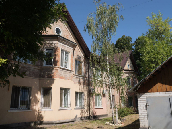 У Кривому Розі відновили ще один житловий будинок зруйнований російськими військами5