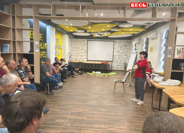 Червоний Хрест проводить тренінг з домедичної допомоги на ГЗК в Кривому Розі