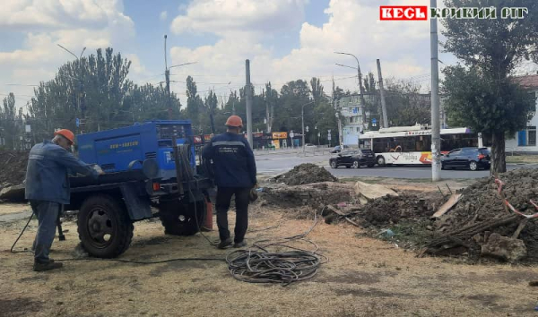 Заміна теплотраси на 173 кварталі в Кривому Розі