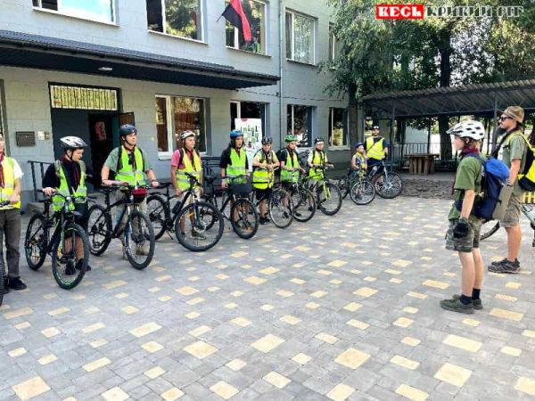 День Пластової Хустки відзначили веломандрівкою в Кривому Розі