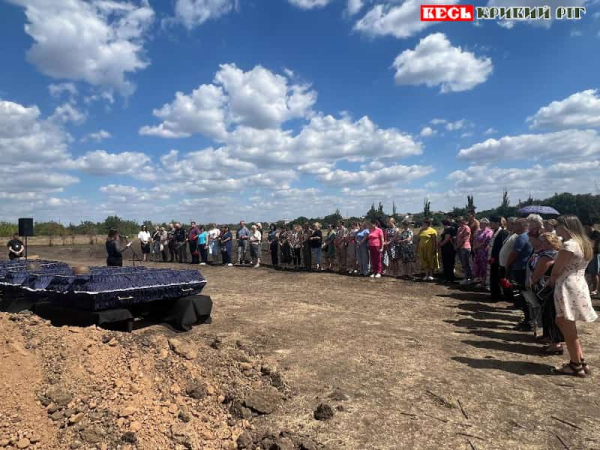 Перепоховання воїнів радянської епохи в Глеюватці Криворізького р-ну