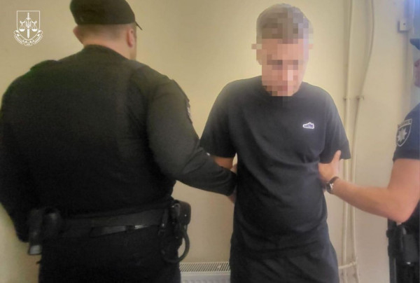 Викрали фермера та за його звільнення вимагали 70 тис. доларів США: затримано діючого та колишнього військовослужбовців1