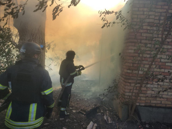 Ворог не полишає терор двох районів Дніпропетровщини: б'є дронами і з артилерії2