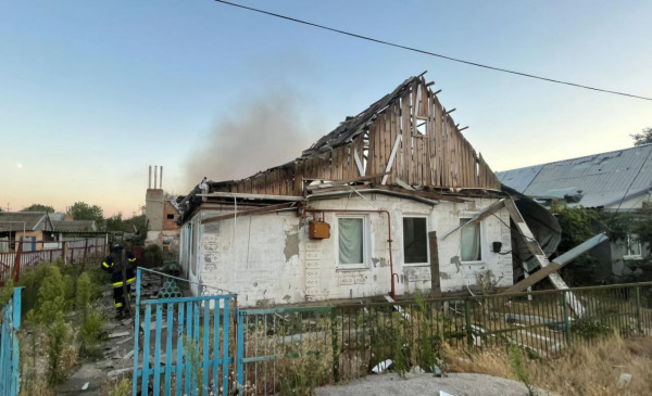Ворог вночі атакував два райони Дніпропетровщини: пожежі, руйнування, обійшлося без жертв3