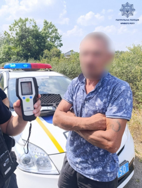 Встановив рекорд на «драгері»: п’яного криворіжця поліцейські спіймали за кермом авта0