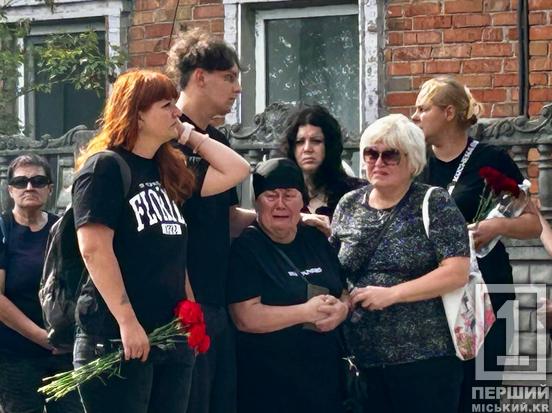 Загинув на курщині: у Кривому Розі відтепер спочиває Олег Семенютенко2