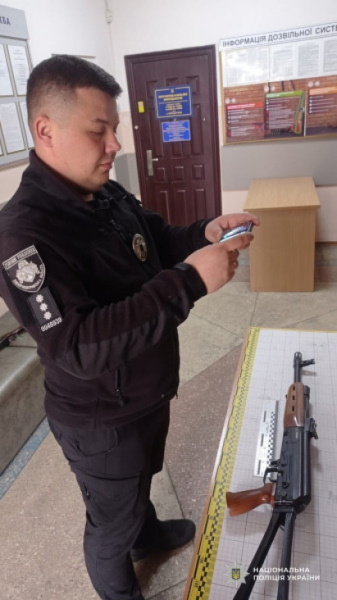 Жителі Дніпропетровщини задекларували в поліції понад тисячу одиниць зброї1