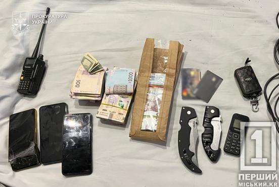 35 000 доз на 12 млн грн кожного місяця: на Дніпропетровщині судитимуть ОЗГ «Біле братство»3