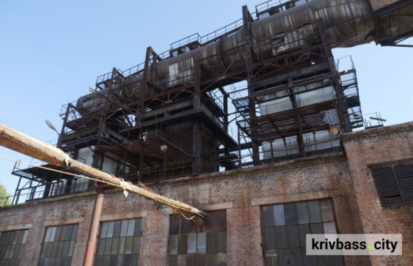 Чи готова котельня до подачи теплоносія: у Кривому Розі продовжується реконструкція системи тепло- та водопостачання Тернівського району