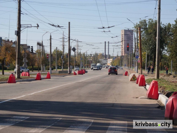 Дороги без ям у Кривому Розі: чи встигнуть завершити роботи до зими2