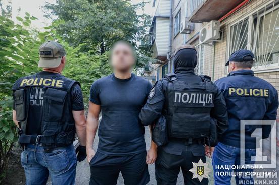 Його кол-центри обікрали іноземців щонайменше на 12 млн грн: викрито мешканця Дніпропетровщини разом з «помічниками»5