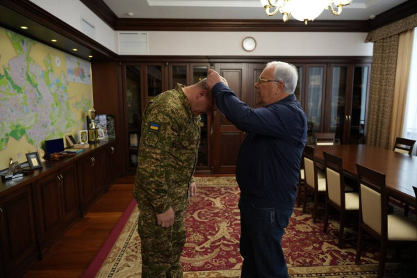 Командування НГУ  - з величезною вдячністю від мітса1
