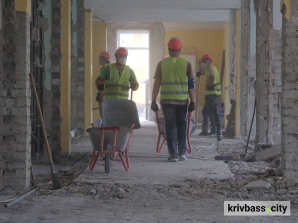 Медики працюватимуть у нових умовах: у Кривому Розі модернізують одразу кілька лікарень2