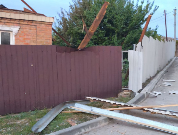 На Дніпропетровщині збили два ворожі дрони — є руйнування та поранений1