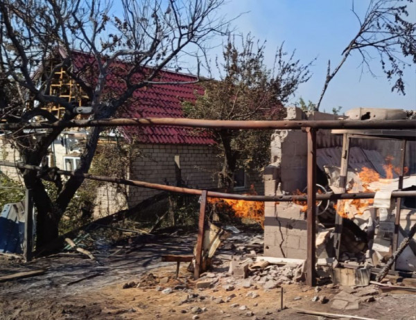 Протягом дня від російських обстрілів потерпали Нікопольщина та Синельниківщина4