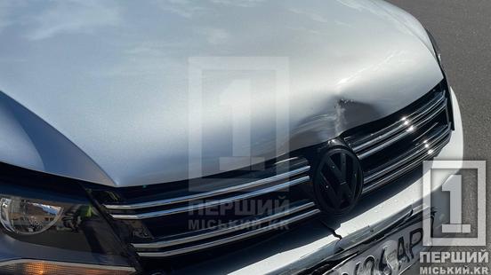 Раптовий удар у правий бік: у Кривому Розі у аварію потрапили Skoda та Volkswagen4