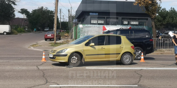 У Кривому Розі частково ускладнено рух транспорту через аварію на проспекті Миру0