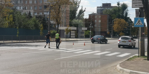 У Кривому Розі частково ускладнено рух транспорту через аварію на проспекті Миру1