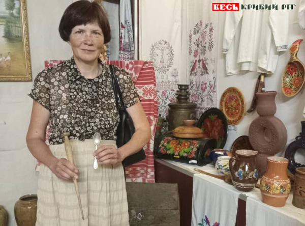 Веретено та чайну ложечку подарували музею Тернівський в Кривому Розі