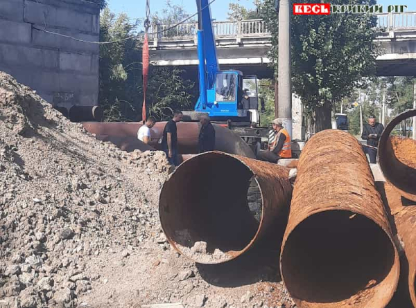 Ремонт теплотраси на кільці КЦРЗ в Кривому Розі