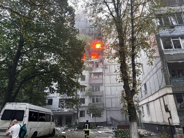 Вночі під масованою атакою ворога опинилася Дніпропетровщина, є загиблий і 13 поранених у Дніпрі0