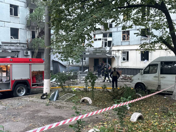Вночі під масованою атакою ворога опинилася Дніпропетровщина, є загиблий і 13 поранених у Дніпрі5