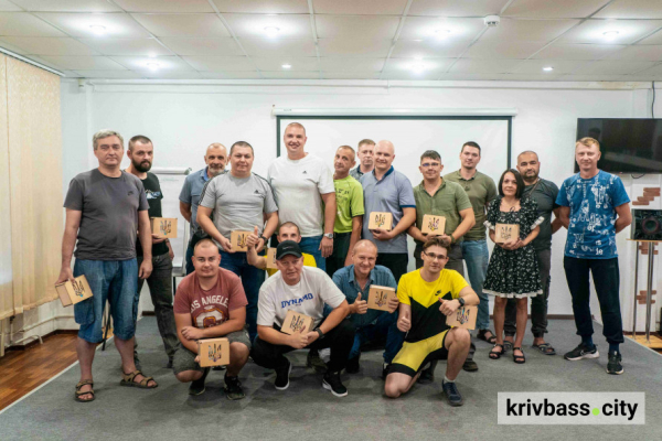 «Все буде Україна!» – для ветеранів війни криворізьких ГЗК Метінвесту провели розважально-пізнавальні вікторини5