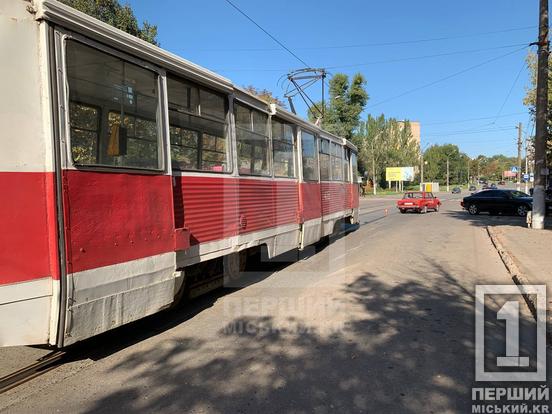 Їхати на ремонт доведеться обом: на Свято-Миколаївській не змогли розминутися ВАЗ і Audi1