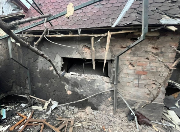 Агресор обстріляв Нікопольщину та Кривий Ріг: пошкоджені десятки будівель і авто7