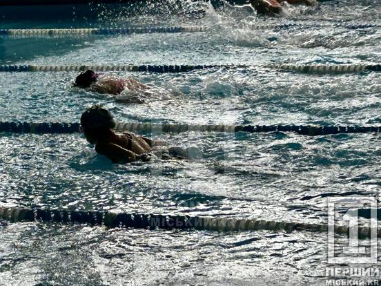 Бурхливі хвилі та переможні прагнення: 300 юних спортсменів вийшли на доріжки Кубку Саксаганського району з плавання4