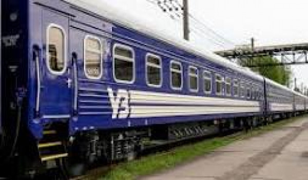 Квитки на пасажирські потяги через онлайн-сервіси знову недоступні0