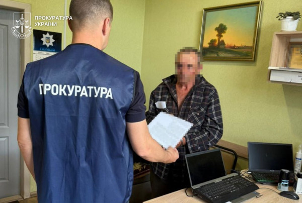 На Дніпропетровщині чоловік жбурнув гранату у двір сусідів: загинула жінка, поранено дитину0