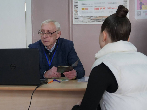 О. Вілкул: Триває п’ята хвиля видачі продуктових наборів. Стабільно працюють 24 пункти видачі3