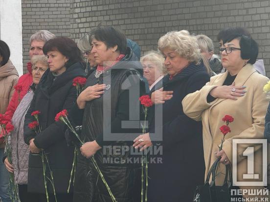 Пекучий біль і гіркий смуток війни: у Кривому Розі відкрили меморіальні дошки Станіславу Ніконенку та Владиславу Дюрінському4